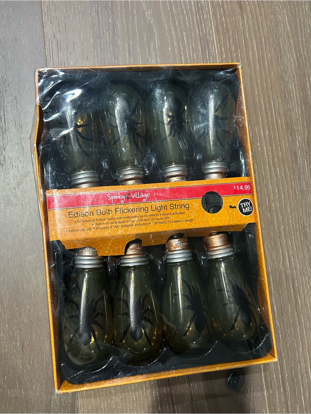 Spooky village 2016 Edison spider bulb flickering string light. NWT (sb)